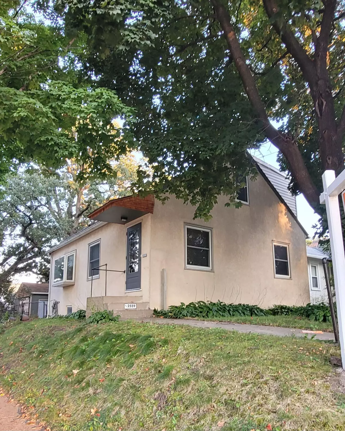 Minneapolis, MN 55418,2559 NE Mckinley ST