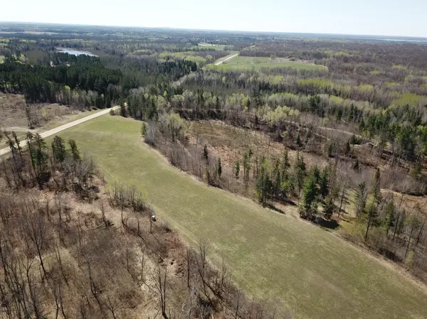 Moose Creek Twp, MN 56676,31519 243rd AVE