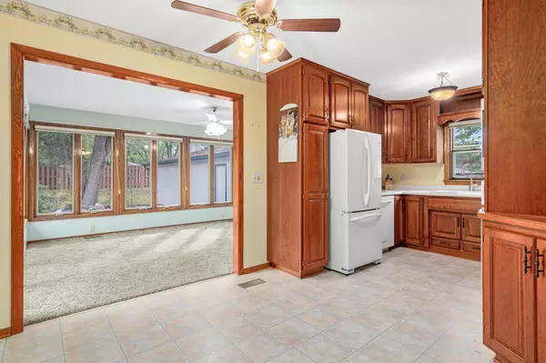 Coon Rapids, MN 55433,11621 Kerry ST NW