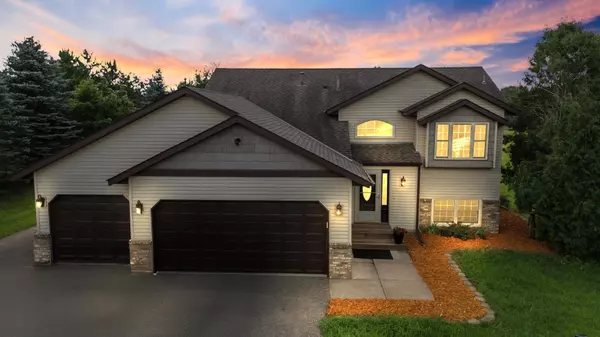 Oak Grove, MN 55011,700 206th AVE NW