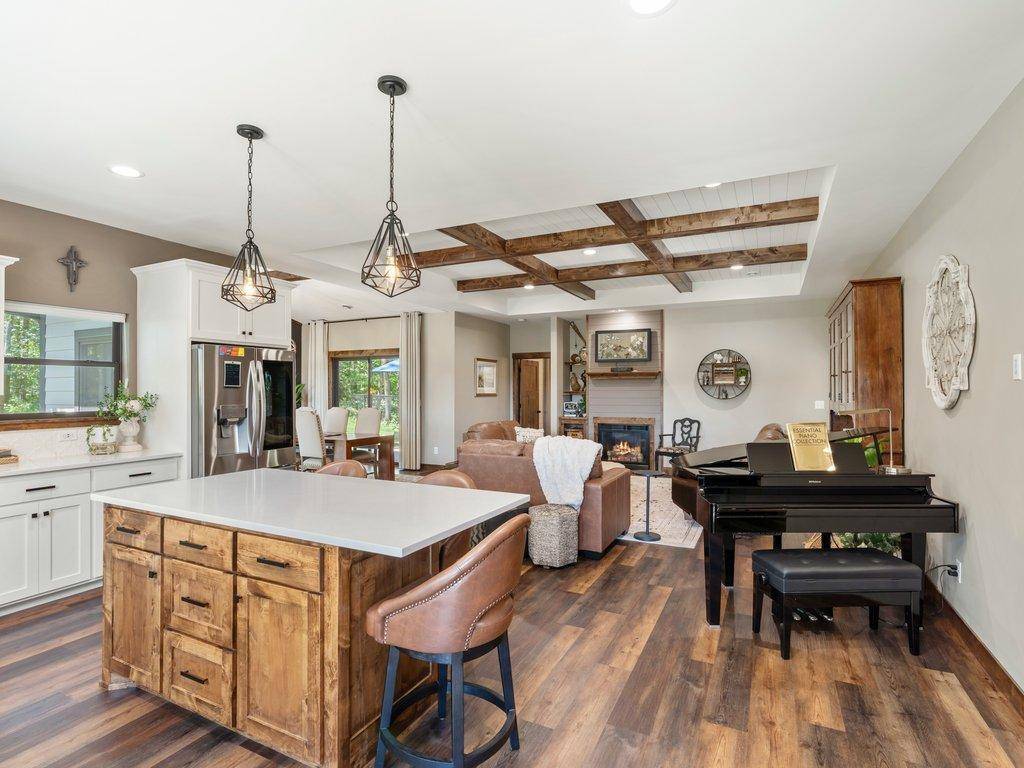 Brainerd, MN 56401,1556 Maplewood Ridge RD