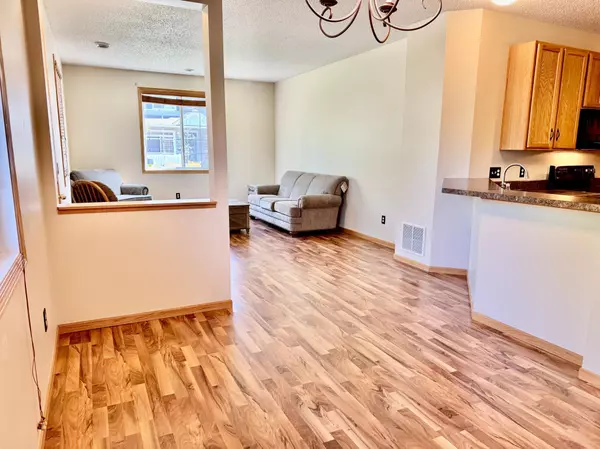 Hugo, MN 55038,15656 Emerald DR N #10