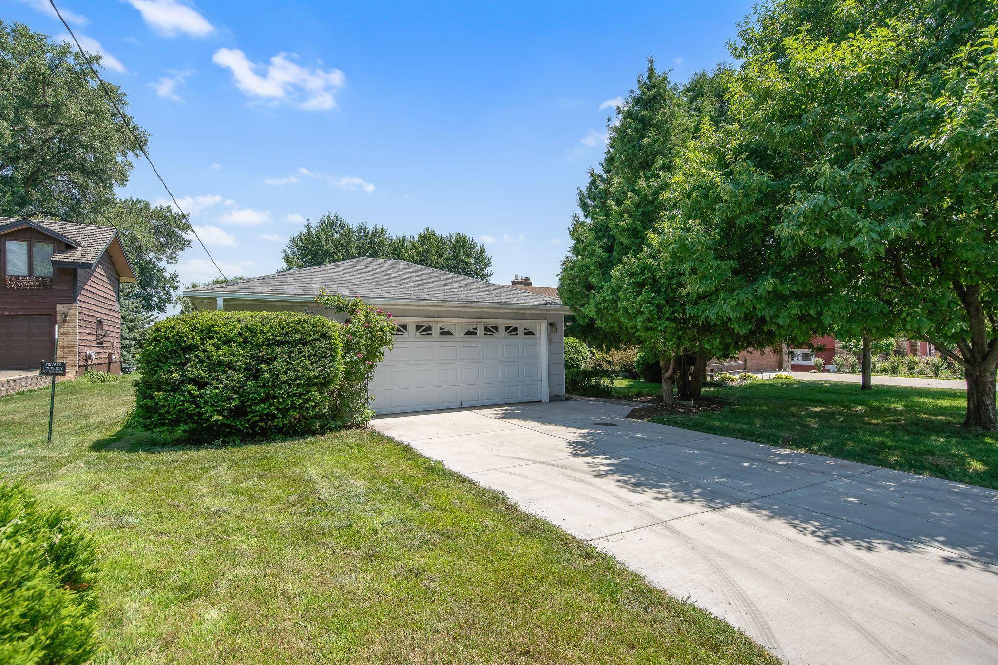 New Brighton, MN 55112,1517 14th AVE NW