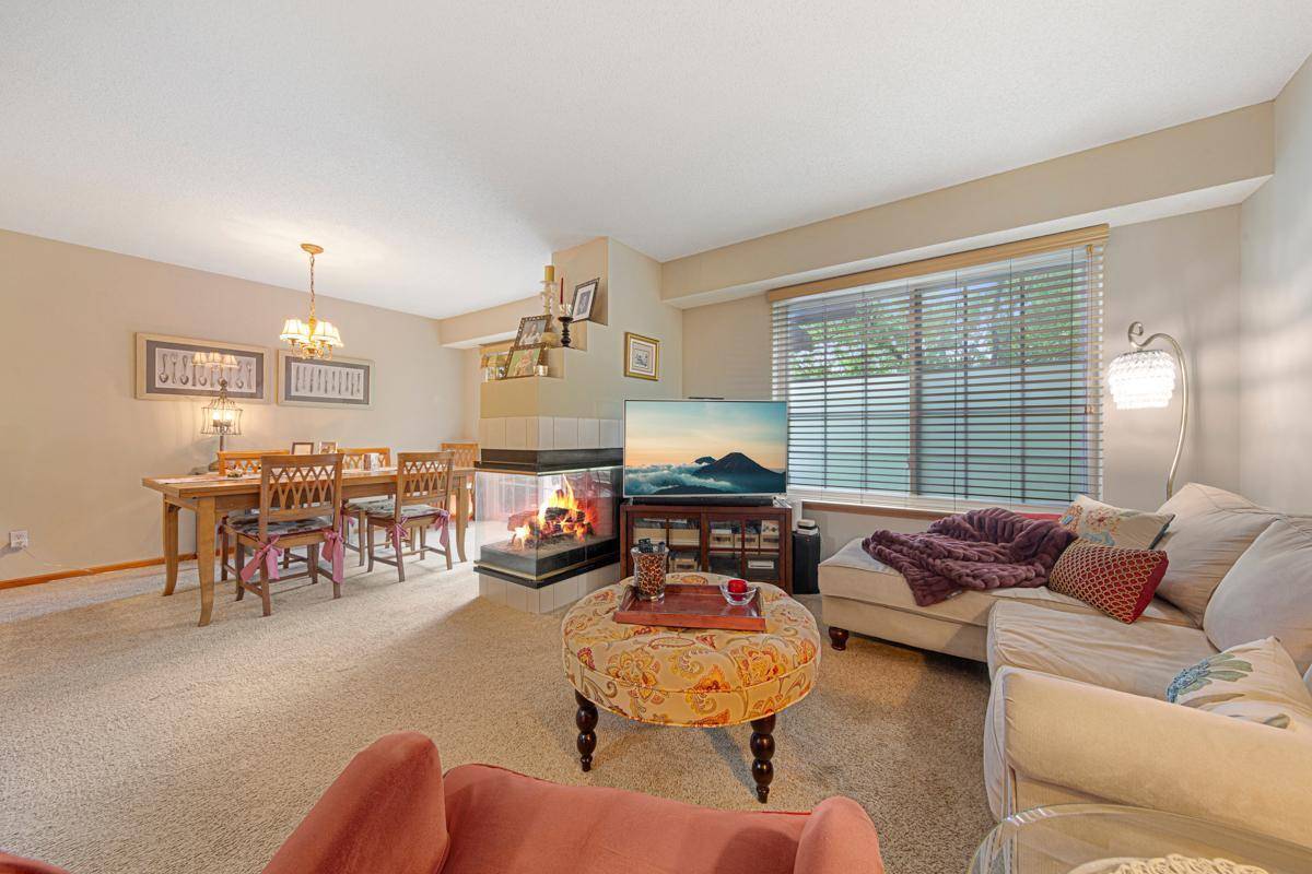 Plymouth, MN 55447,15610 24th AVE N #F