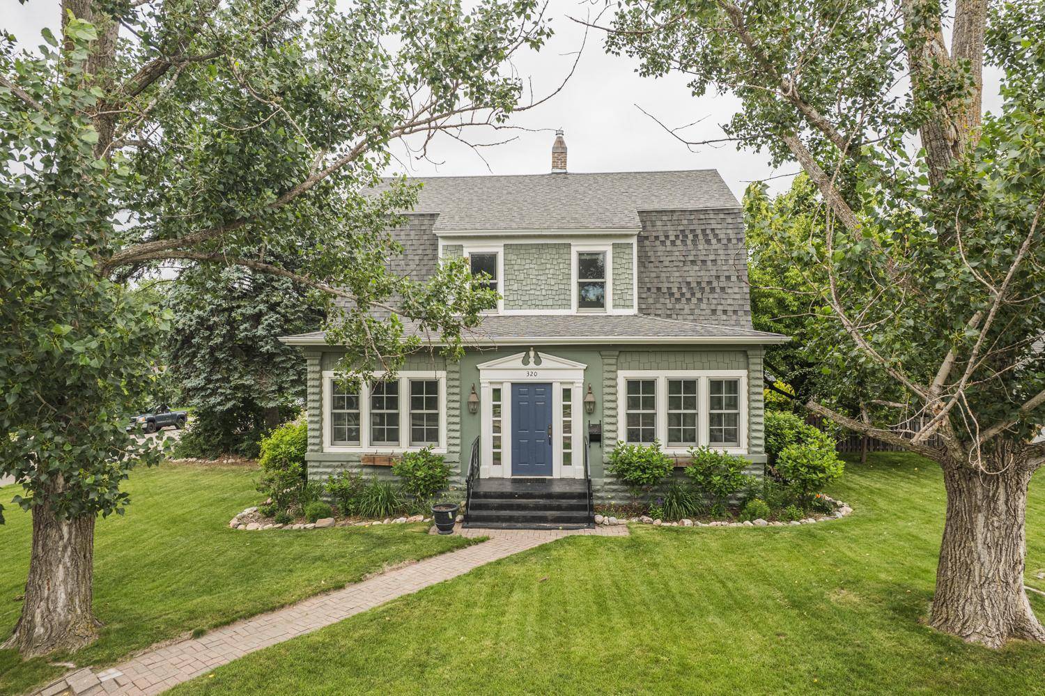 Detroit Lakes, MN 56501,320 Willow ST E