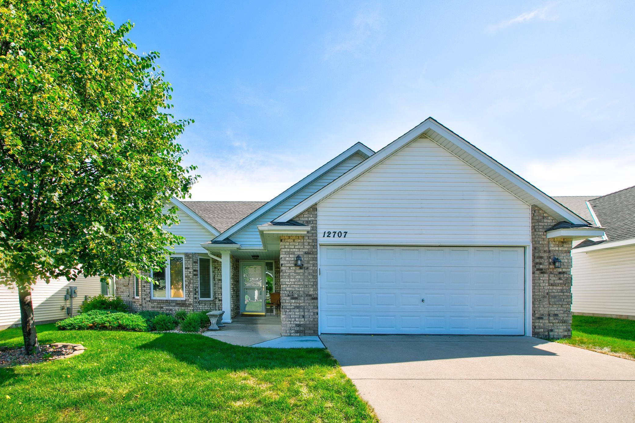 Coon Rapids, MN 55448,12707 Ivywood ST NW