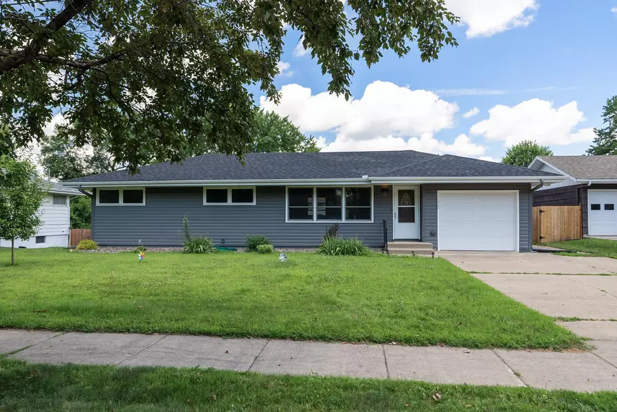 1620 7th ST NW, New Brighton, MN 55112