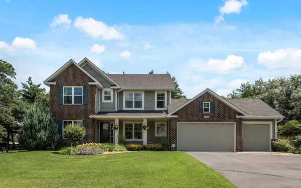 18628 Irvine TRL, Lakeville, MN 55044