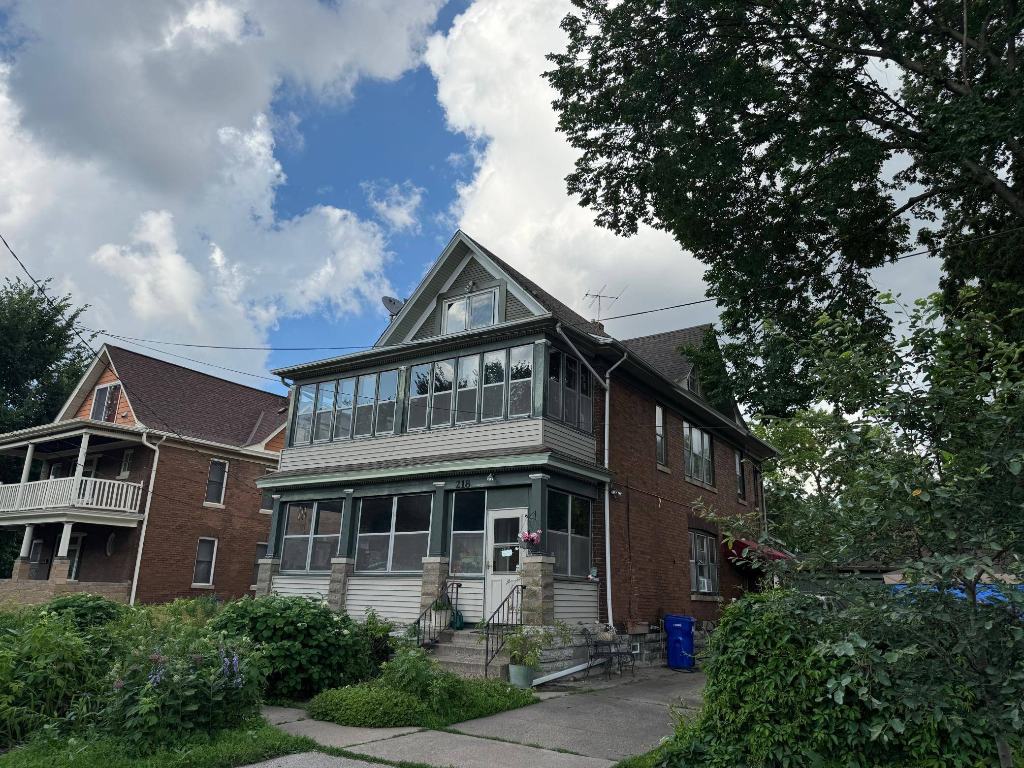 218 Oneida ST, Saint Paul, MN 55102
