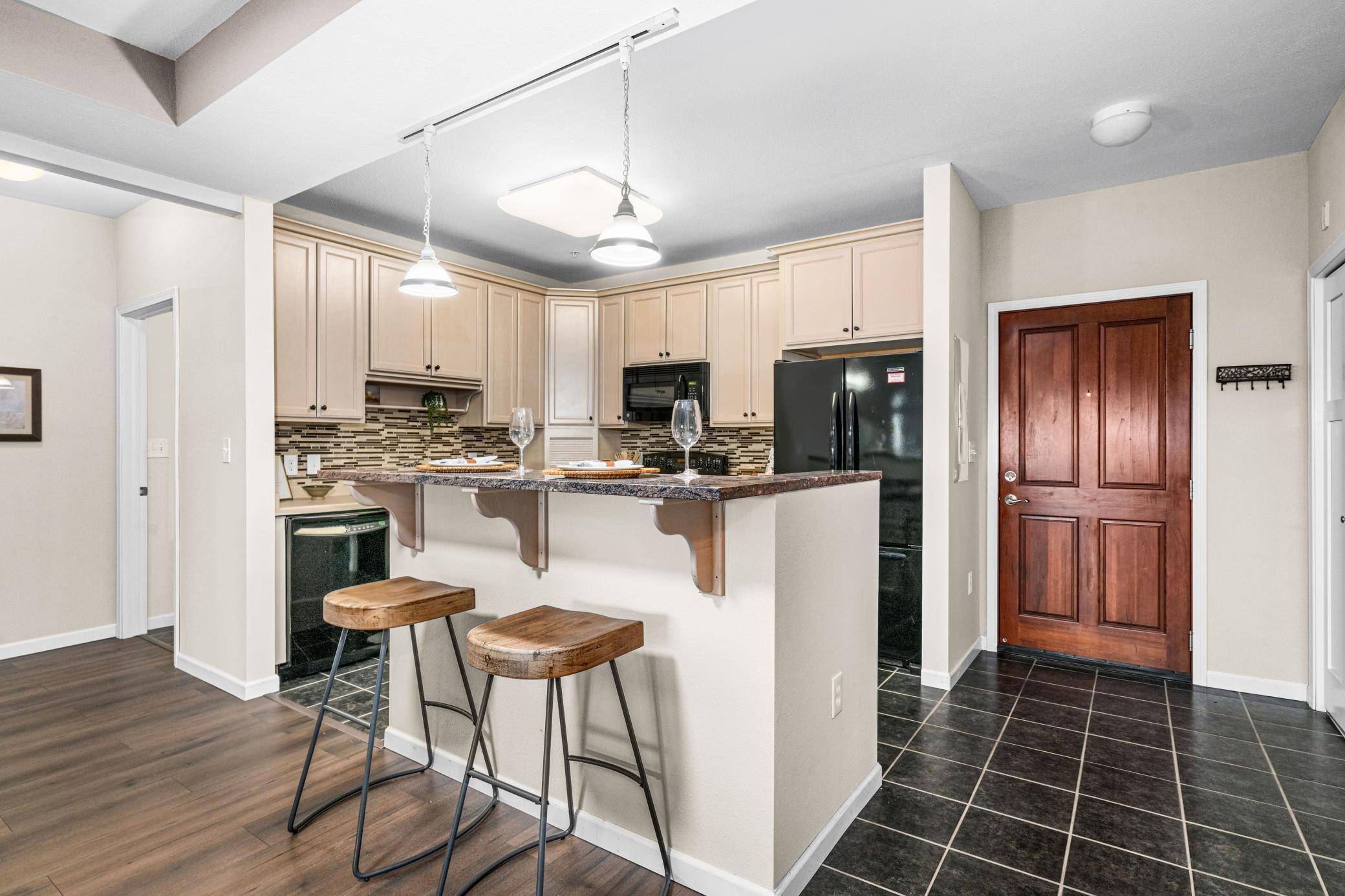 Duluth, MN 55811,1126 Mesaba AVE #118