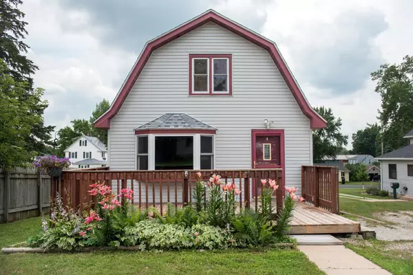 Spring Valley, MN 55975,304 Pearl ST
