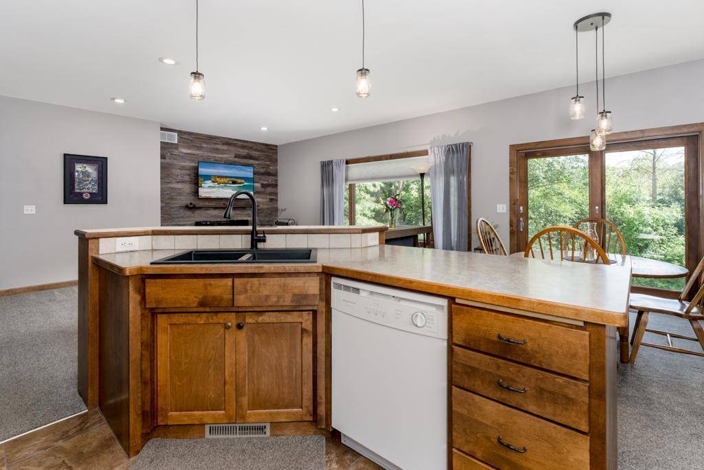 Sauk Rapids Twp, MN 56379,1408 NE 10th ST NE
