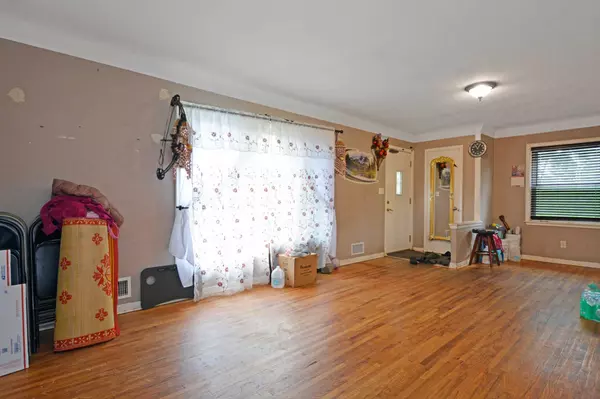 Saint Paul, MN 55106,1752 Stillwater AVE