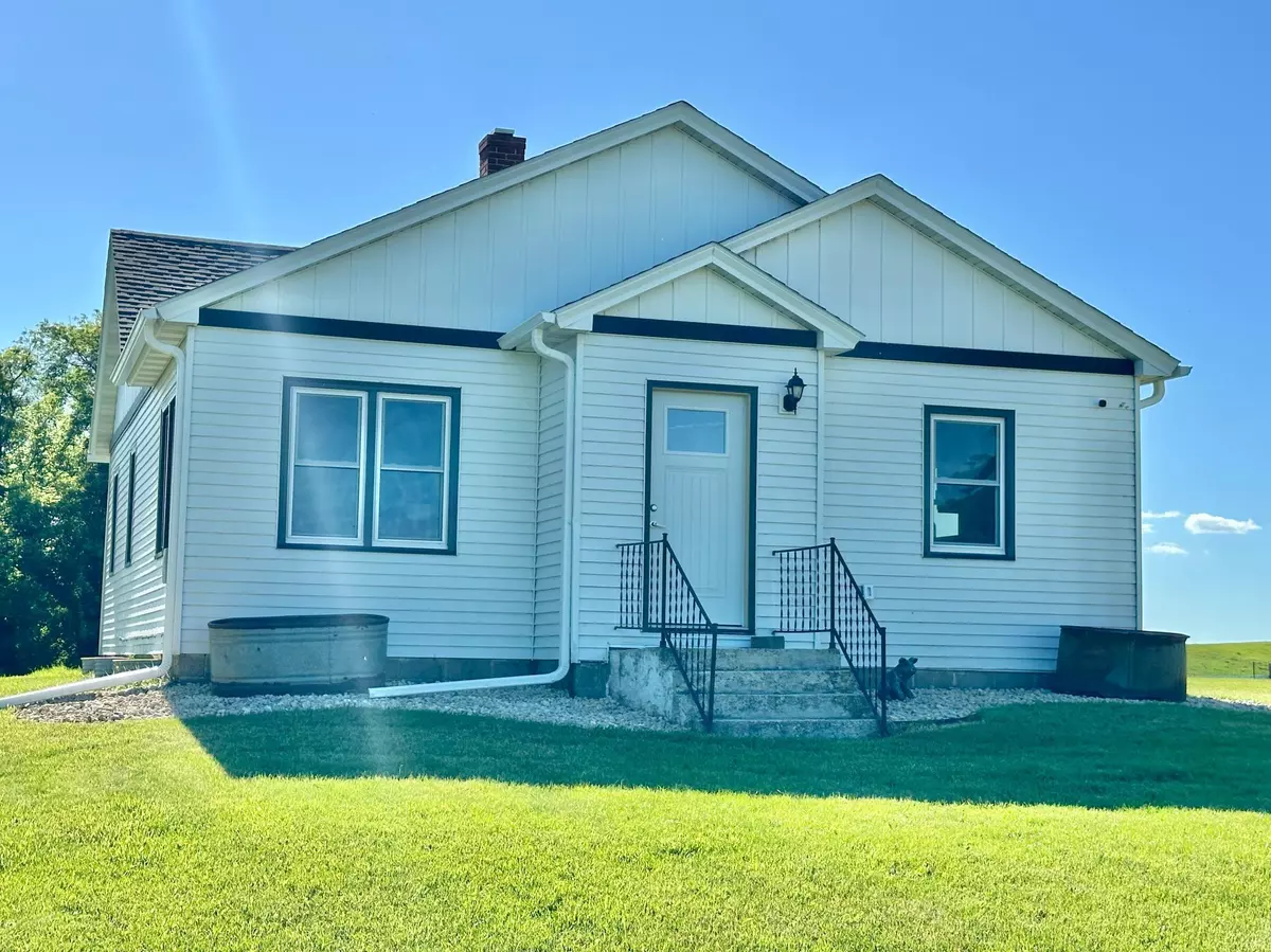 Lake Benton Twp, MN 56149,1555 US Highway 75