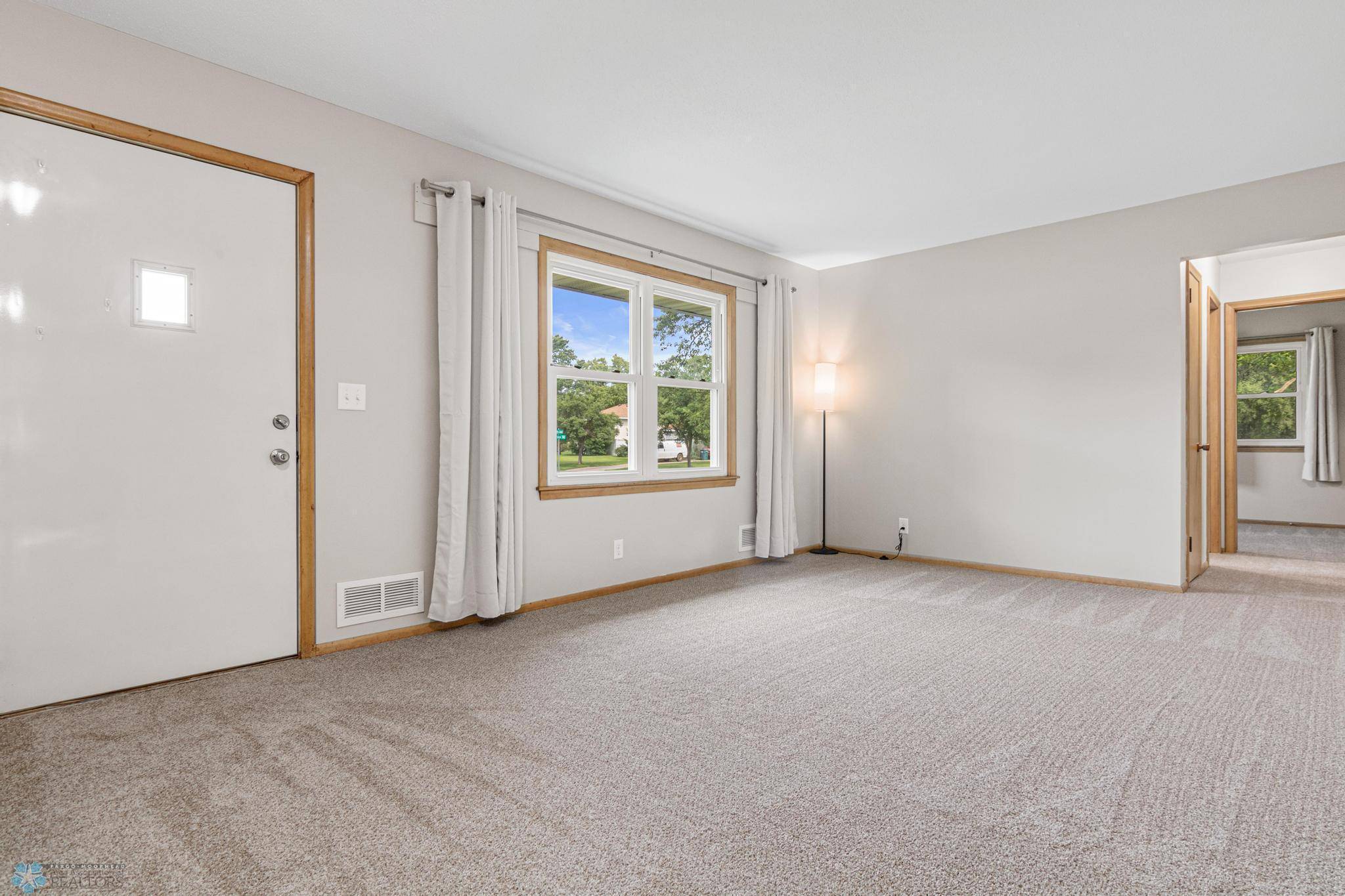 Blaine, MN 55434,11045 Terrace RD NE