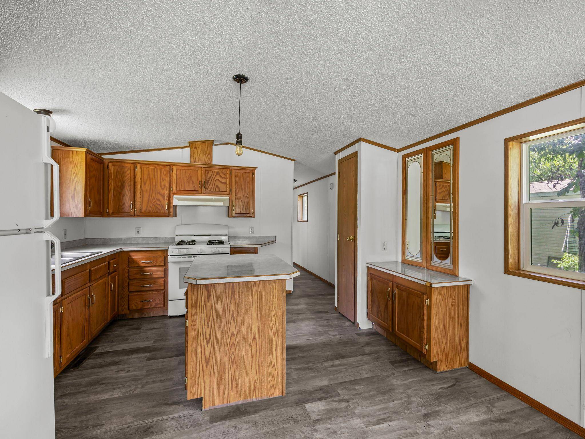 Watertown, MN 55388,46 Riverside Terrace DR
