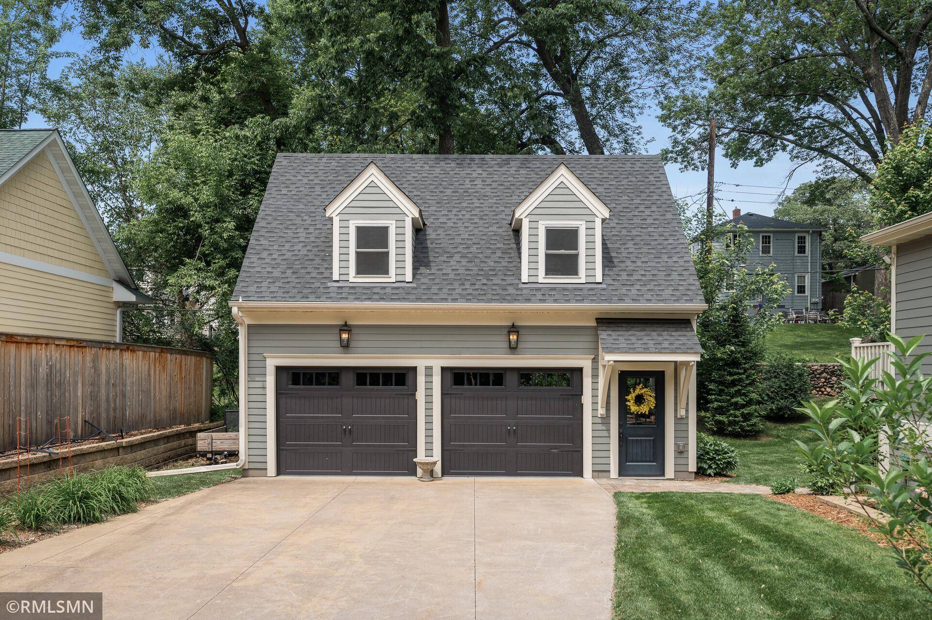 Mahtomedi, MN 55115,63 Fir ST