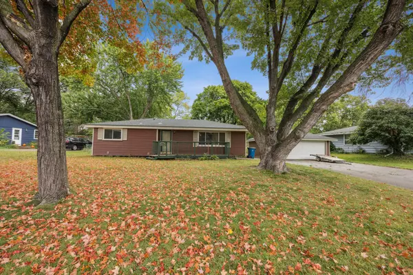 11416 Kell RD, Bloomington, MN 55437