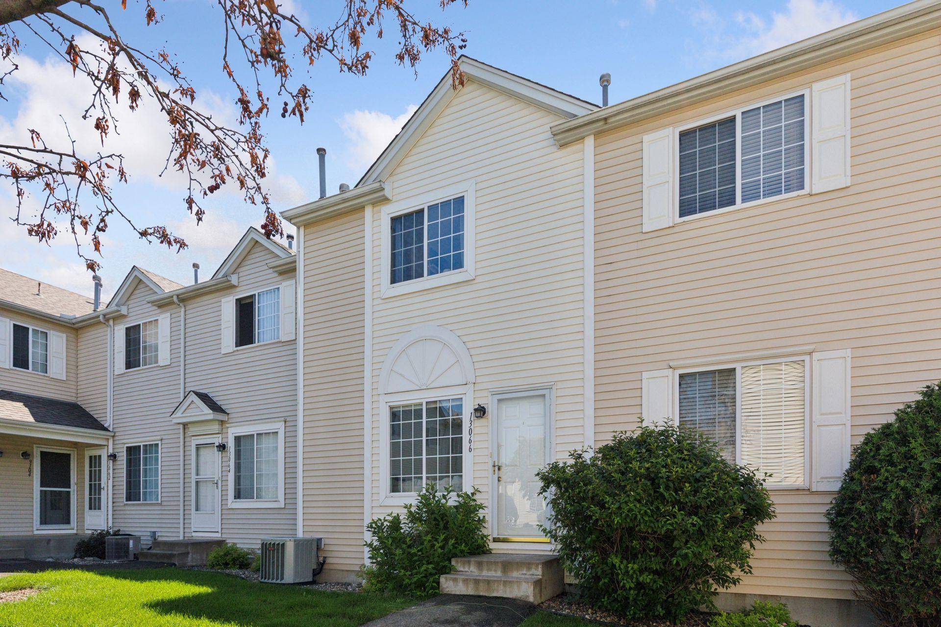 13066 Crimson Clover LN, Eden Prairie, MN 55347