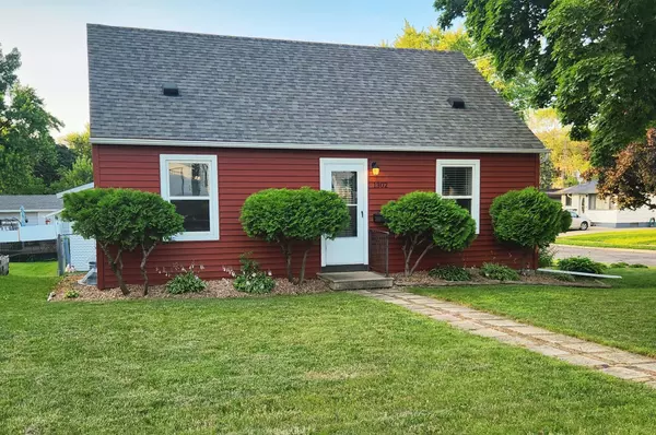 Albert Lea, MN 56007,1302 W Clark ST