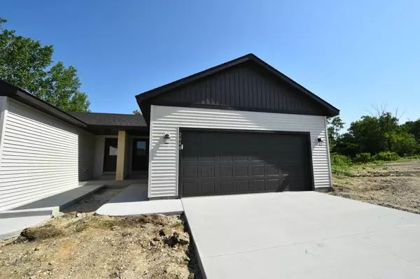 Zumbrota, MN 55992,2049 20th Street E