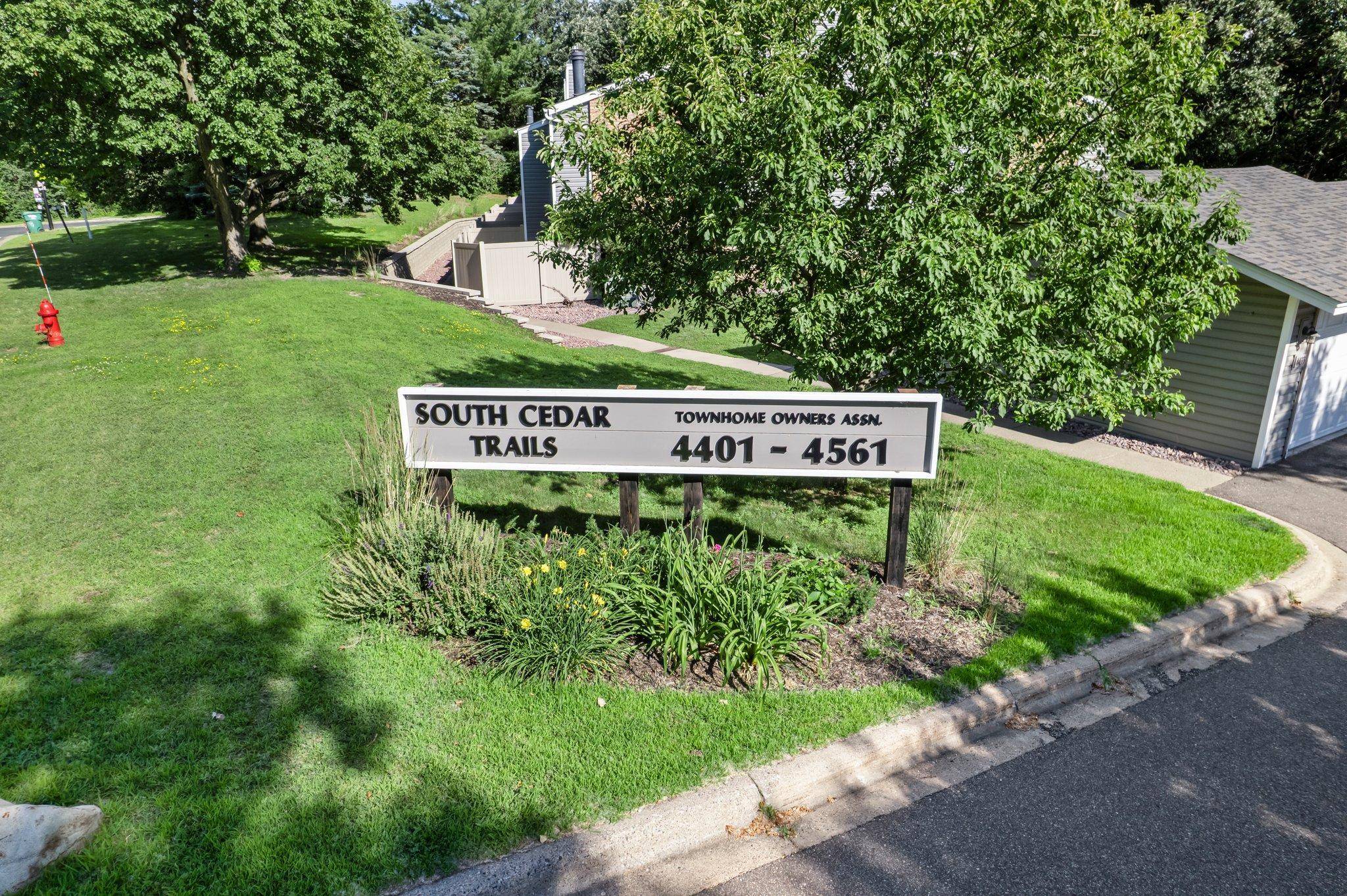Saint Louis Park, MN 55416,4433 Cedar Lake RD S