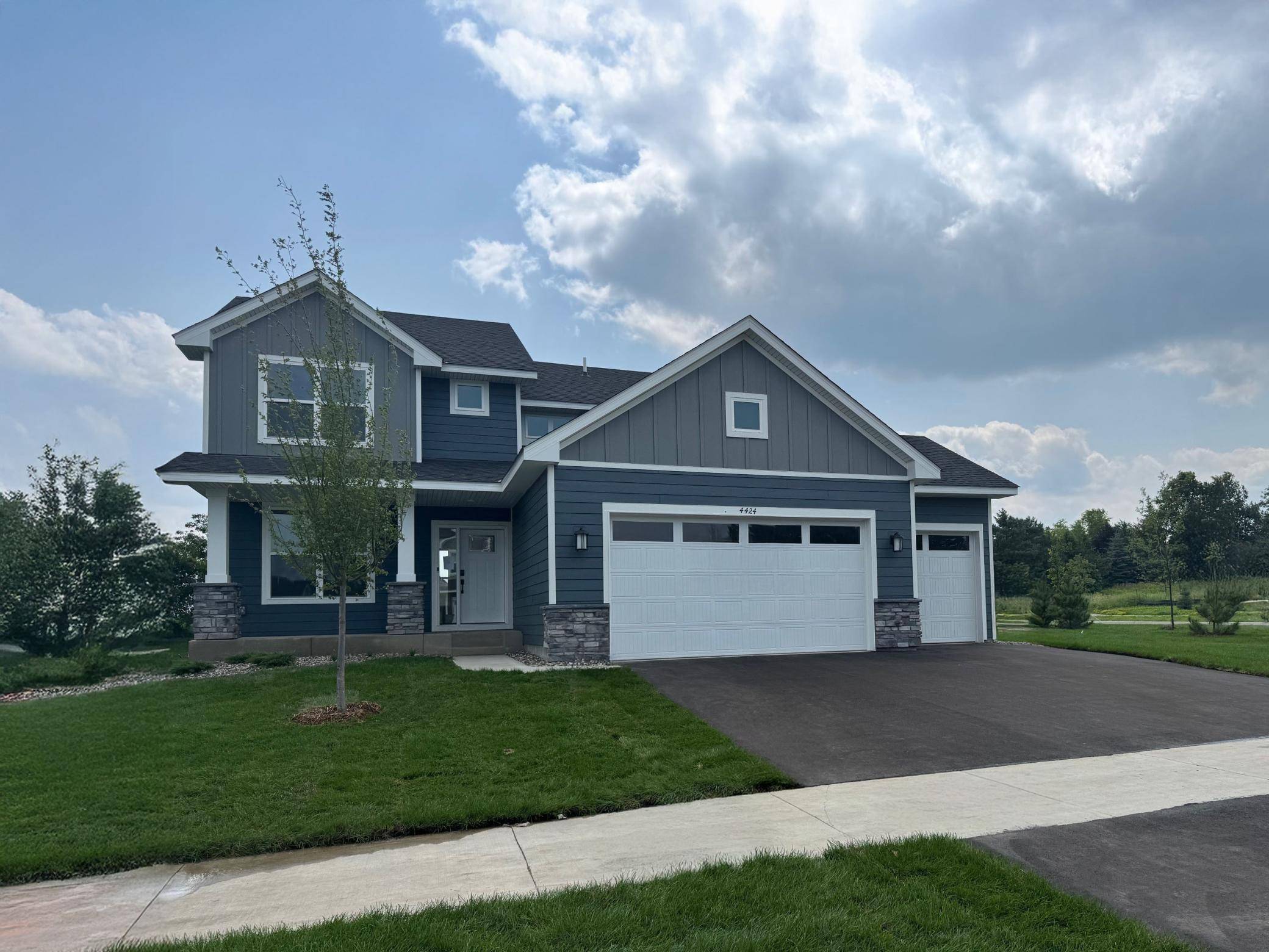 4424 Obsidian WAY, Victoria, MN 55386
