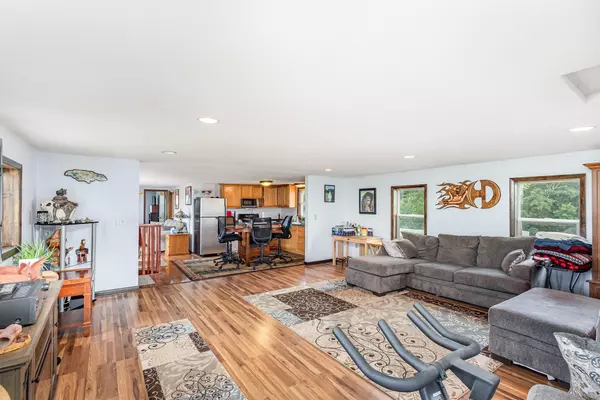 Faribault, MN 55021,5548 130th ST W