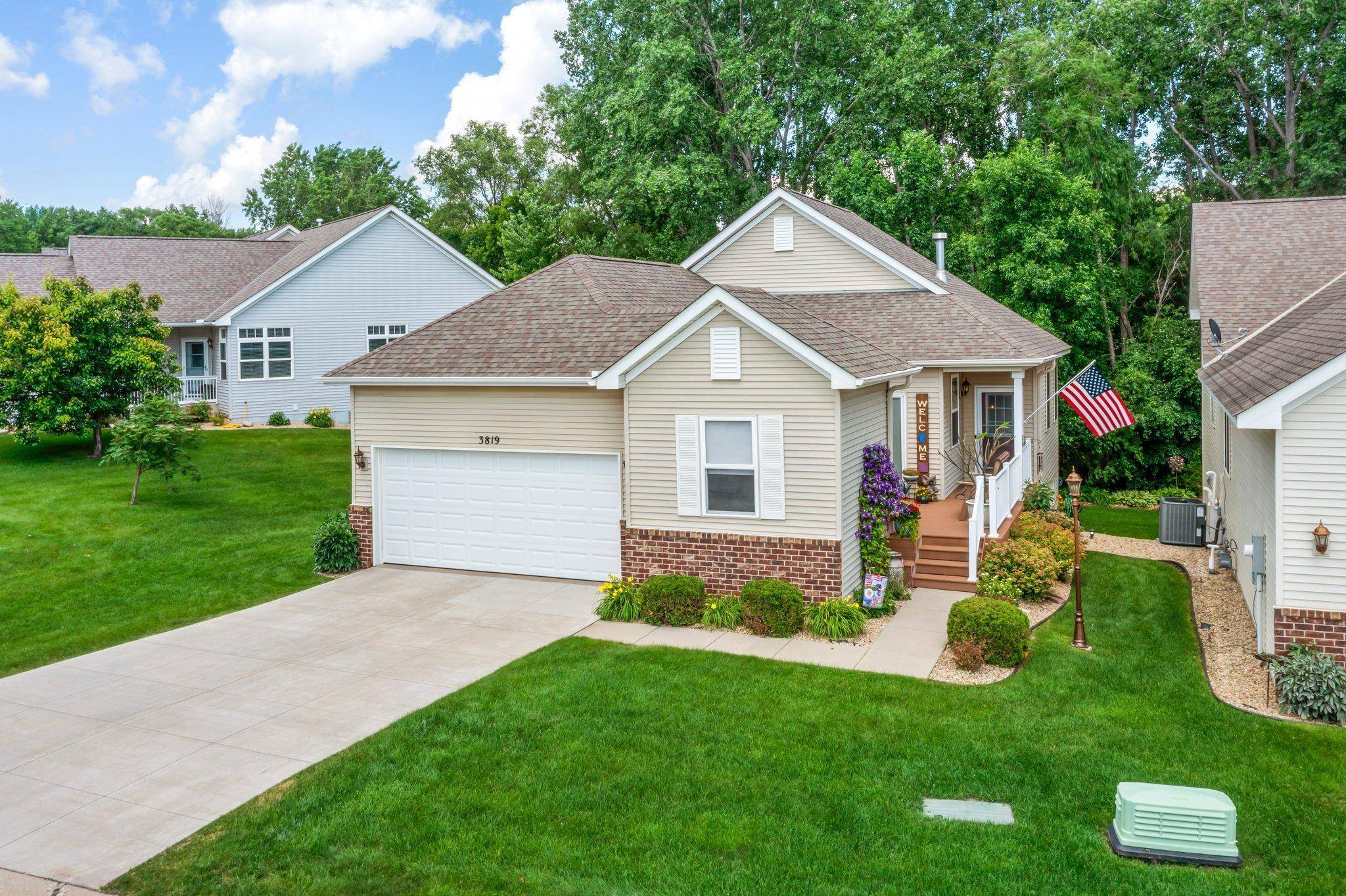Saint Bonifacius, MN 55375,3819 Meadowview WAY