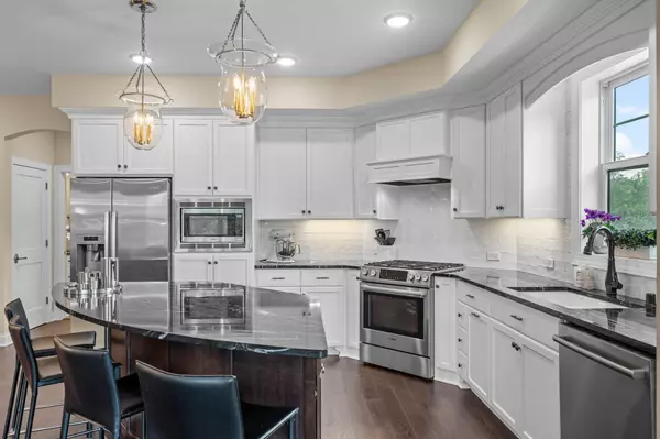 Wayzata, MN 55391,15420 Oakcroft PL #224