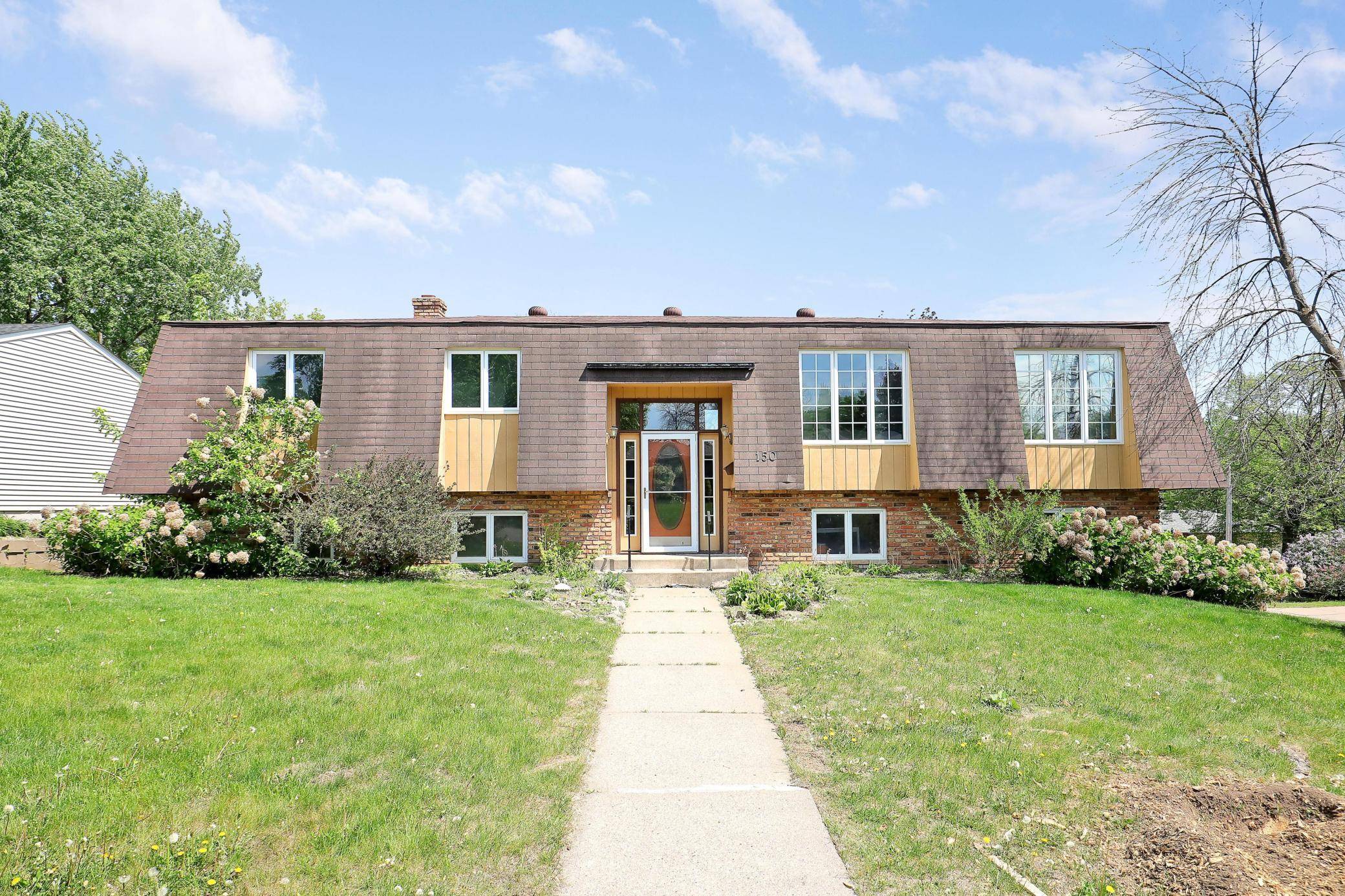 150 18th AVE N, South Saint Paul, MN 55075