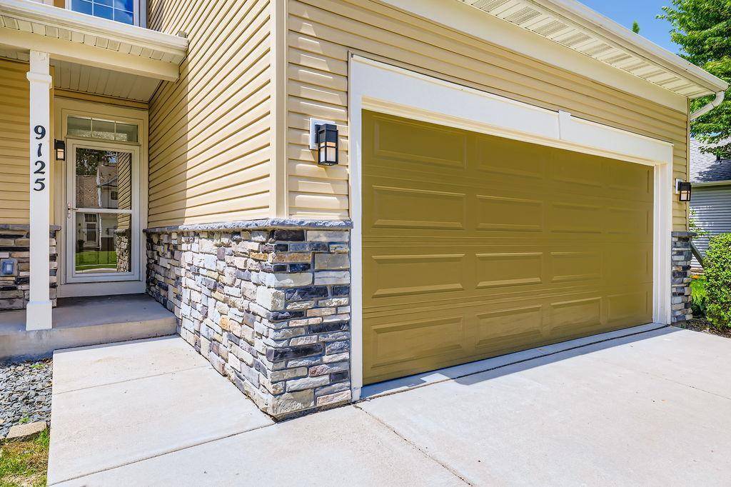 Maple Grove, MN 55311,9125 Olive LN N