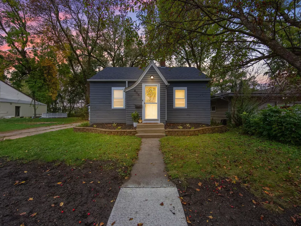 Montgomery, MN 56069,406 5th ST NW