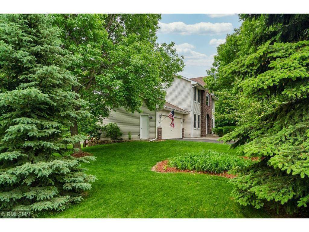 Maple Grove, MN 55369,7098 Wellington LN N