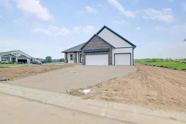 Hudson, WI 54016,909 Acorn CT