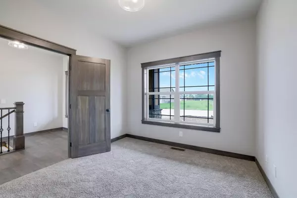 Kinnickinnic Twp, WI 54016,909 Acorn CT