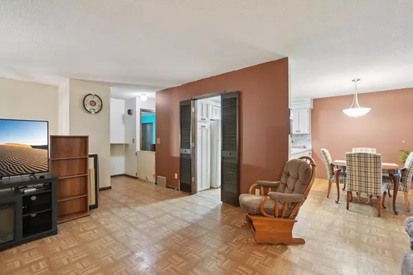 Apple Valley, MN 55124,13641 Everton AVE