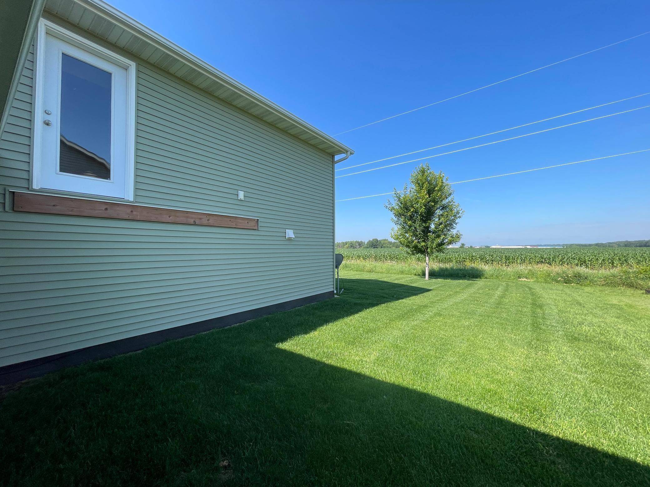 Saint Cloud, MN 56303,1051 YELLOWSTONE AVENUE