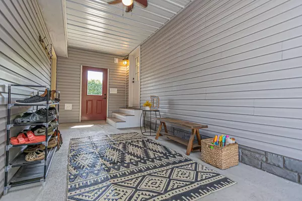 Lowry, MN 56349,236 Poplar AVE