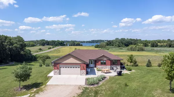 Hutchinson, MN 55350,22478 County Road 7