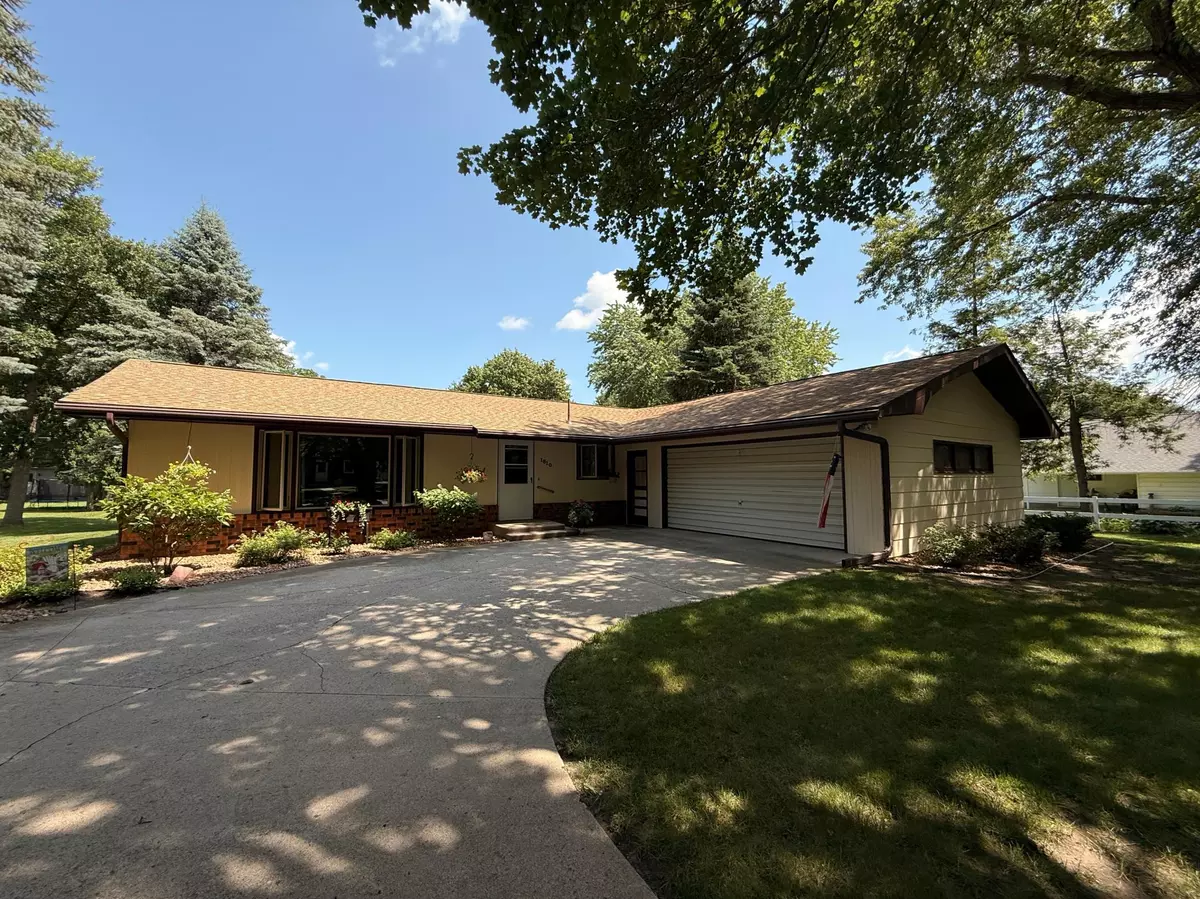 Montevideo, MN 56265,1610 N 6th ST