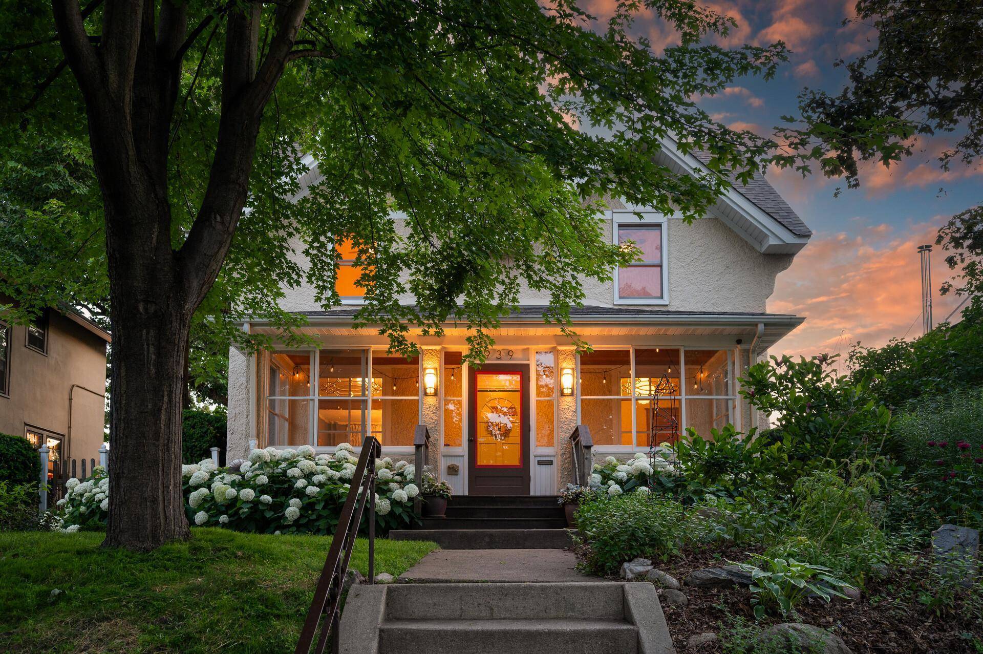 939 Cromwell AVE, Saint Paul, MN 55114