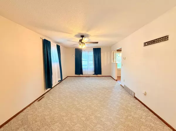 Montevideo, MN 56265,116 N 8th ST