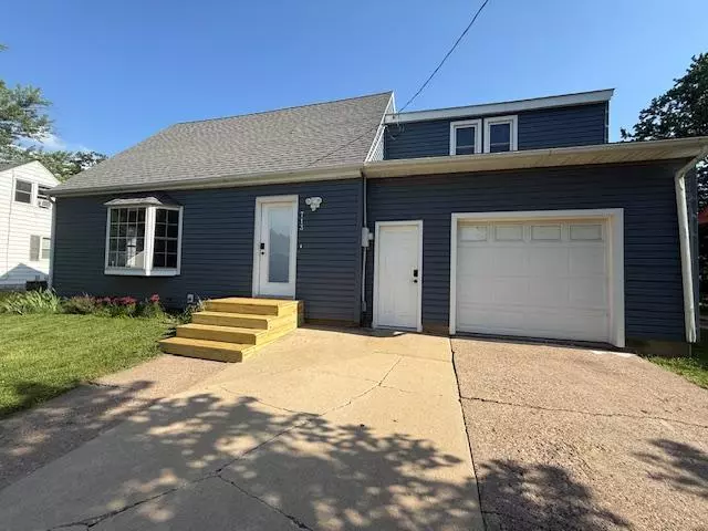 Caledonia, MN 55921,713 Grove ST E