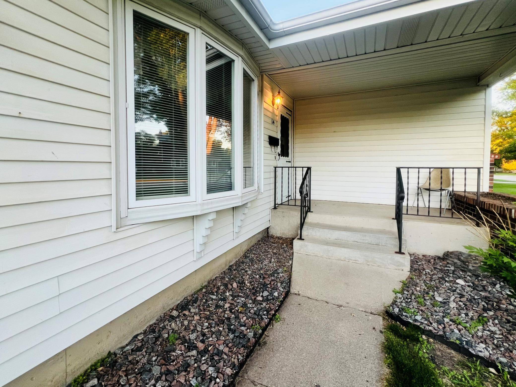 Morris, MN 56267,14 Westwood Acres