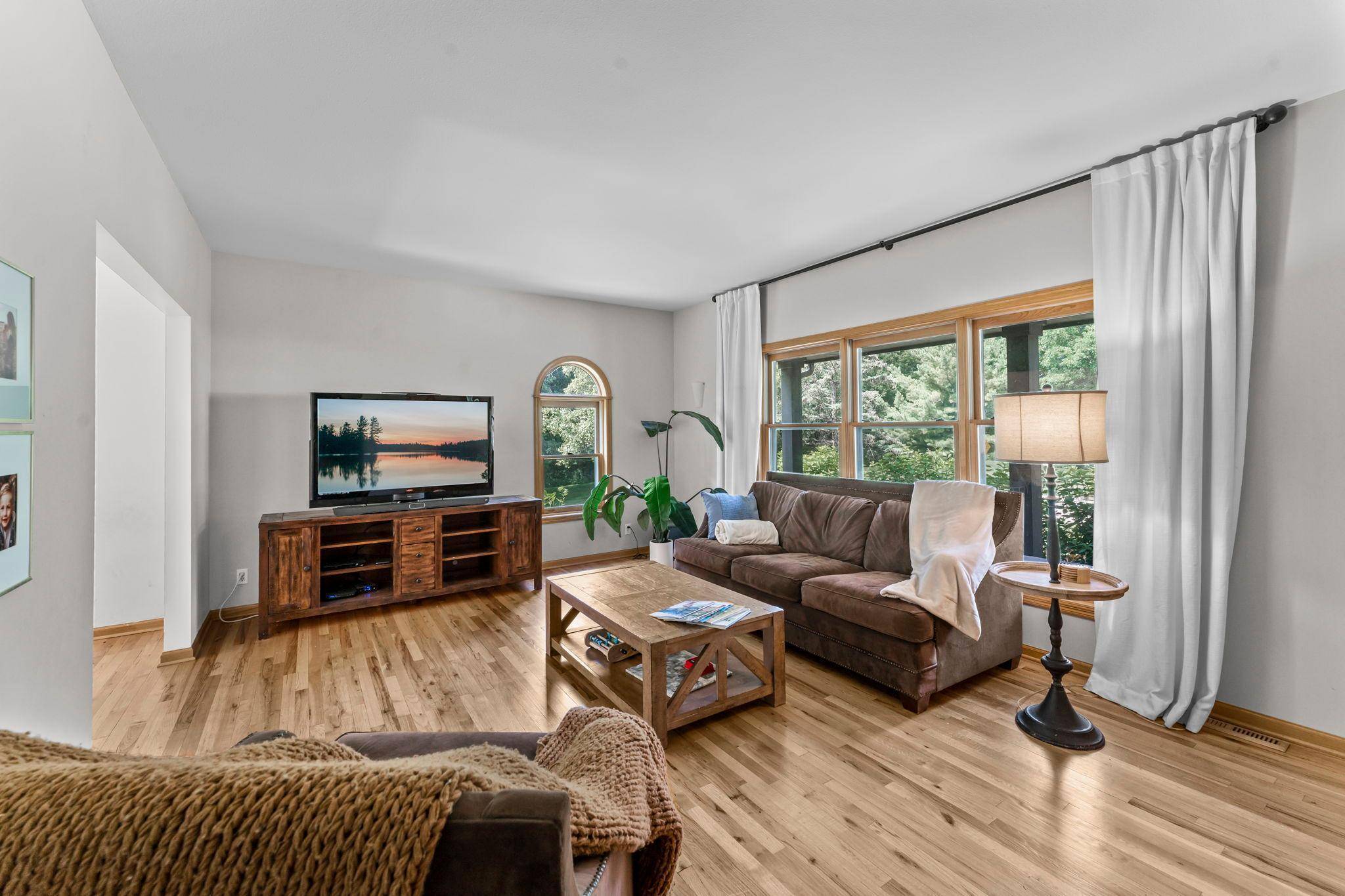 Minnetonka, MN 55345,16101 Boulder Creek DR