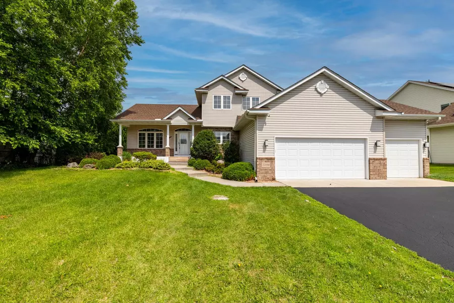 22530 Elston AVE, Forest Lake, MN 55025