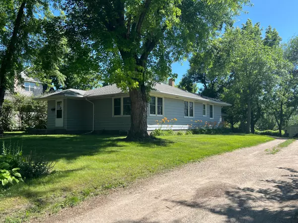 Ortonville, MN 56278,117 4th ST