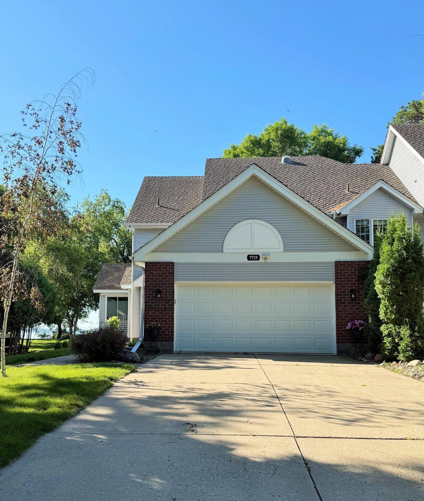 Spicer, MN 56288,7719 North Shore DR