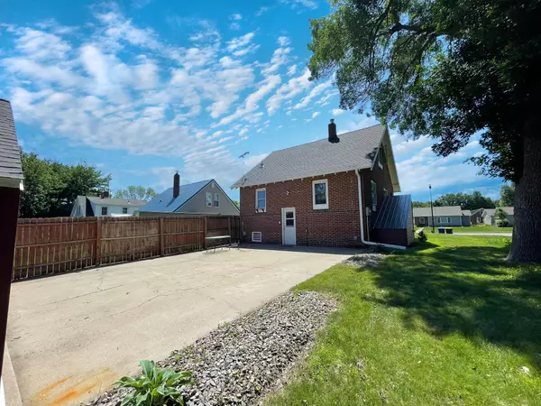 Springfield, MN 56087,720 W Central ST